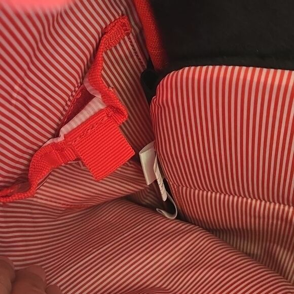 Herschel Little America Laptop Backpack, Black/Tan Synthetic Leather Classic 25 - Picture 6 of 16